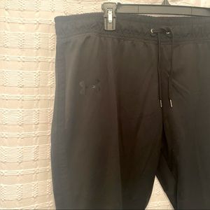 XL Black Under Armour Sweatpants